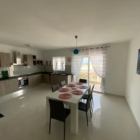 Sunshine Apartments Mellieha - Modern Three Bedroom Apartment - Apt No 3 Exterior photo