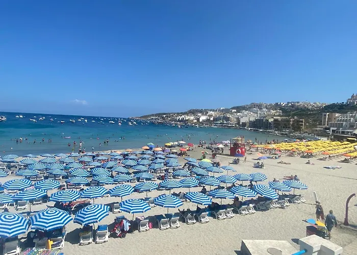 Sunshine Apartments Mellieha - Modern Three Bedroom Apartment - Apt No 3