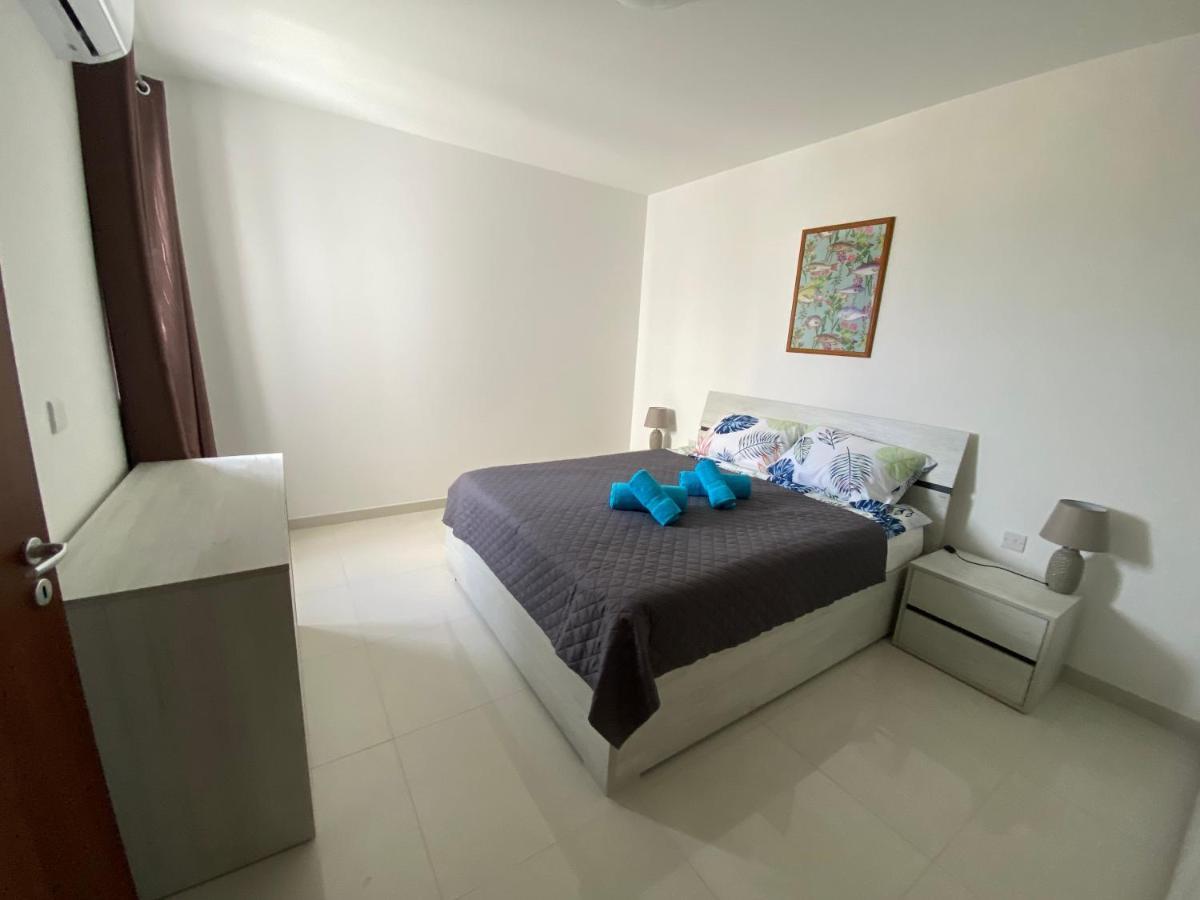 Apartment Sunshine - Modern Three Bedroom - No 3
