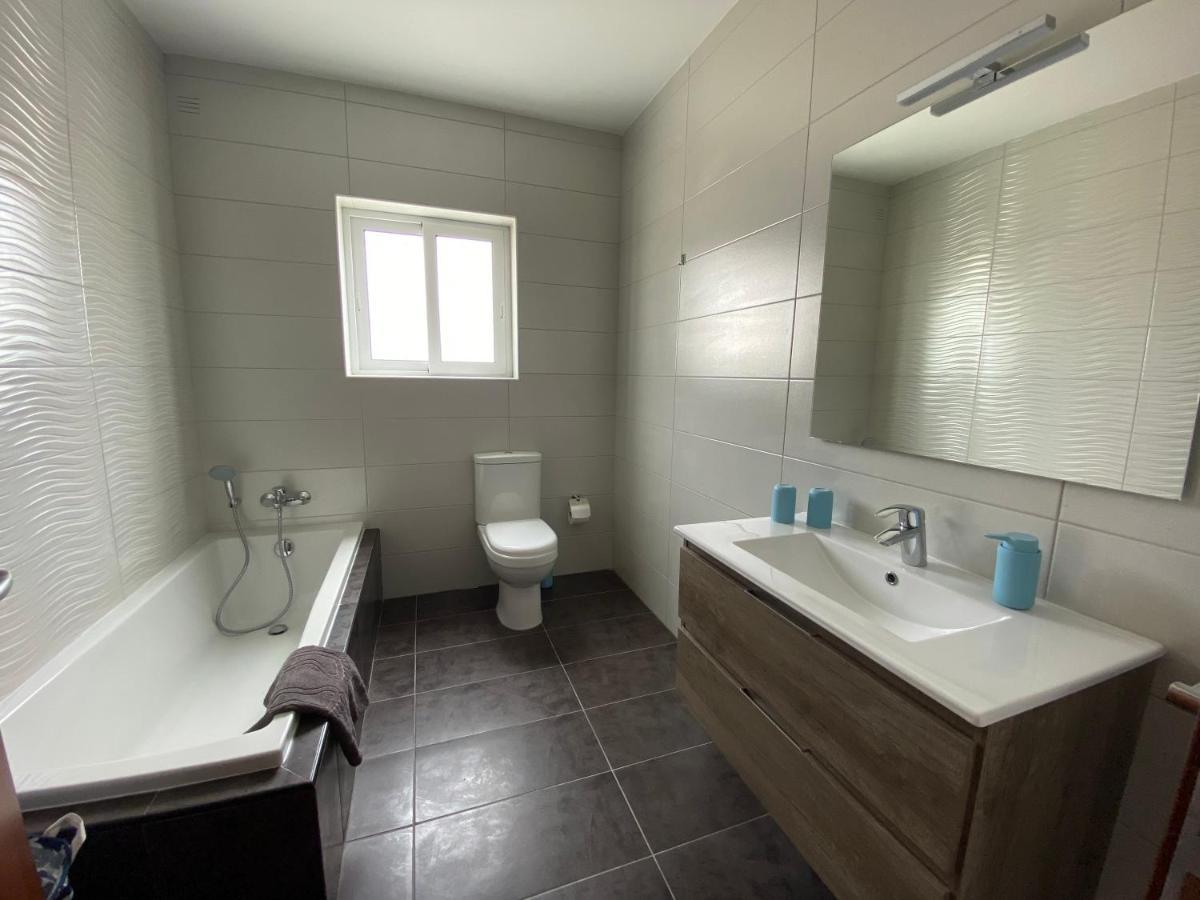 Apartment Sunshine - Modern Three Bedroom - No 3